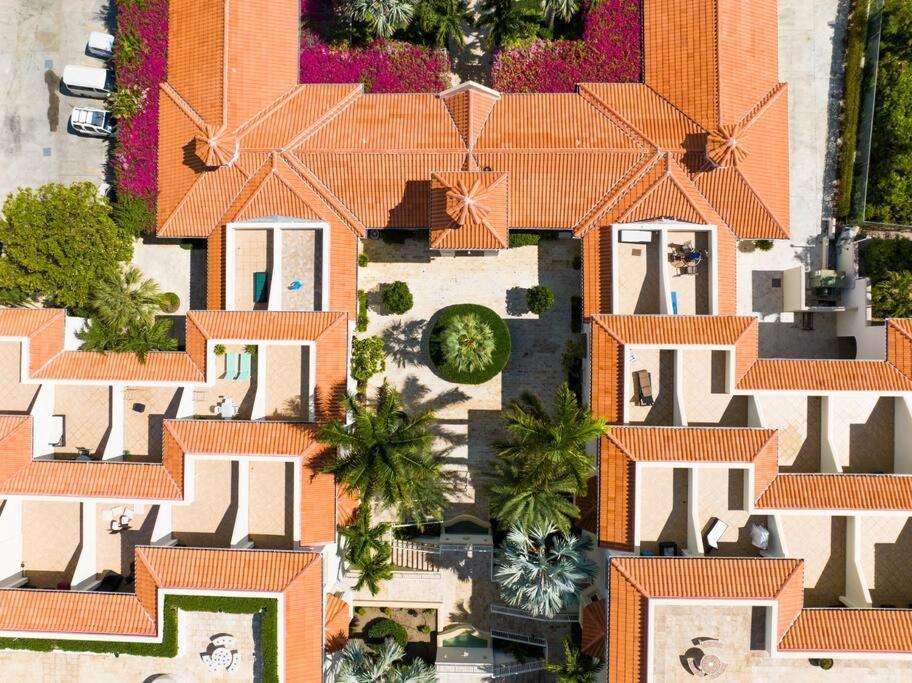 The Cottonwood House - Beach Villa Turtle Cove Esterno foto