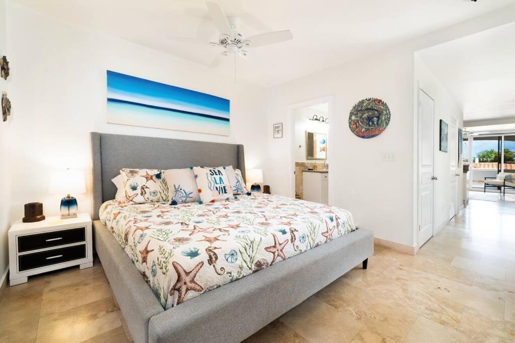 The Cottonwood House - Beach Villa Turtle Cove Esterno foto